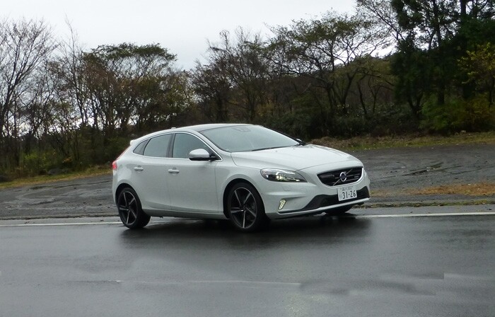 ボルボ　2015年型V40 T5 R-DESIGN 試乗レポート　走りの洗練度を増したプレミアム･スポーツコンパクト　レポート：松本晴比古