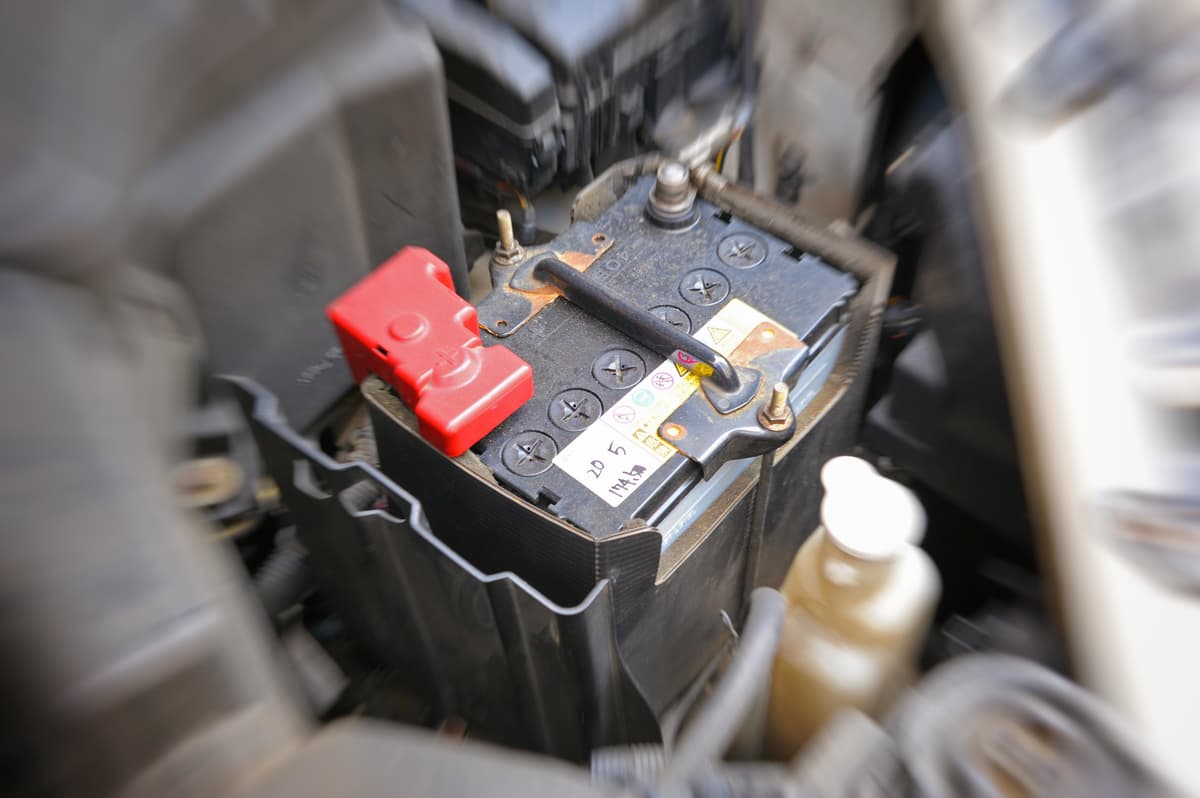 突然のバッテリー上がりも安心 簡単にエンジン始動できるジャンプスターターとは Auto Messe Web 自動車情報サイト 新車 中古車 Carview
