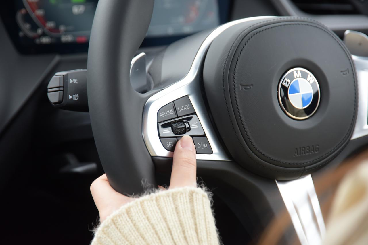 試乗 運転初心者はbmwの最新機能を使いこなせるのか 初のロングドライブを1シリーズにまかせてみた Webモーターマガジン 自動車情報サイト 新車 中古車 Carview
