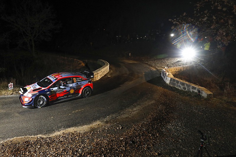 Wrc ラリー モンテカルロ初日 ヒュンダイのヌービル首位発進 トヨタのオジェが2番手で続く Motorsport Com 日本版 自動車情報サイト 新車 中古車 Carview