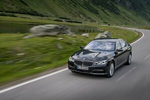 BMW 7シリーズに新世代クリーン・ディーゼル・エンジン及び4輪駆動システム搭載モデルを追加