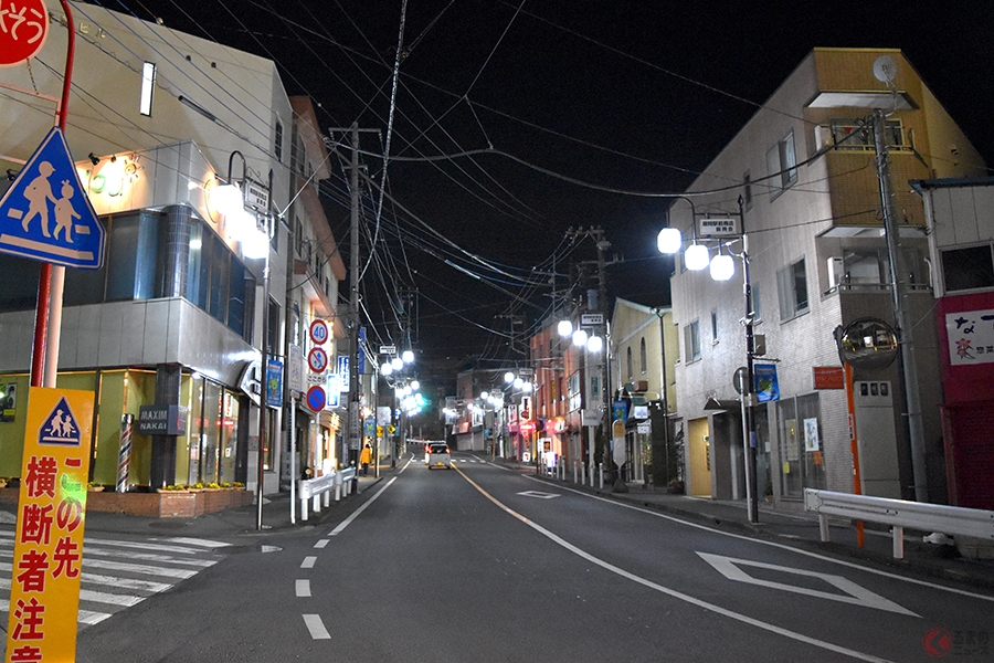 覚えてますか 道路にある ひし形 標示の意味 全国規模で初の一斉取り締まりも 忘れがちな交通ルール くるまのニュース 自動車情報サイト 新車 中古車 Carview