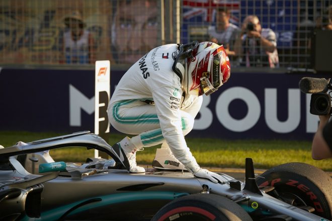 ハミルトンが84回目のポール「フェラーリを0.7秒引き離せるなんて、思ってもいなかった」：メルセデス F1オーストラリアGP土曜