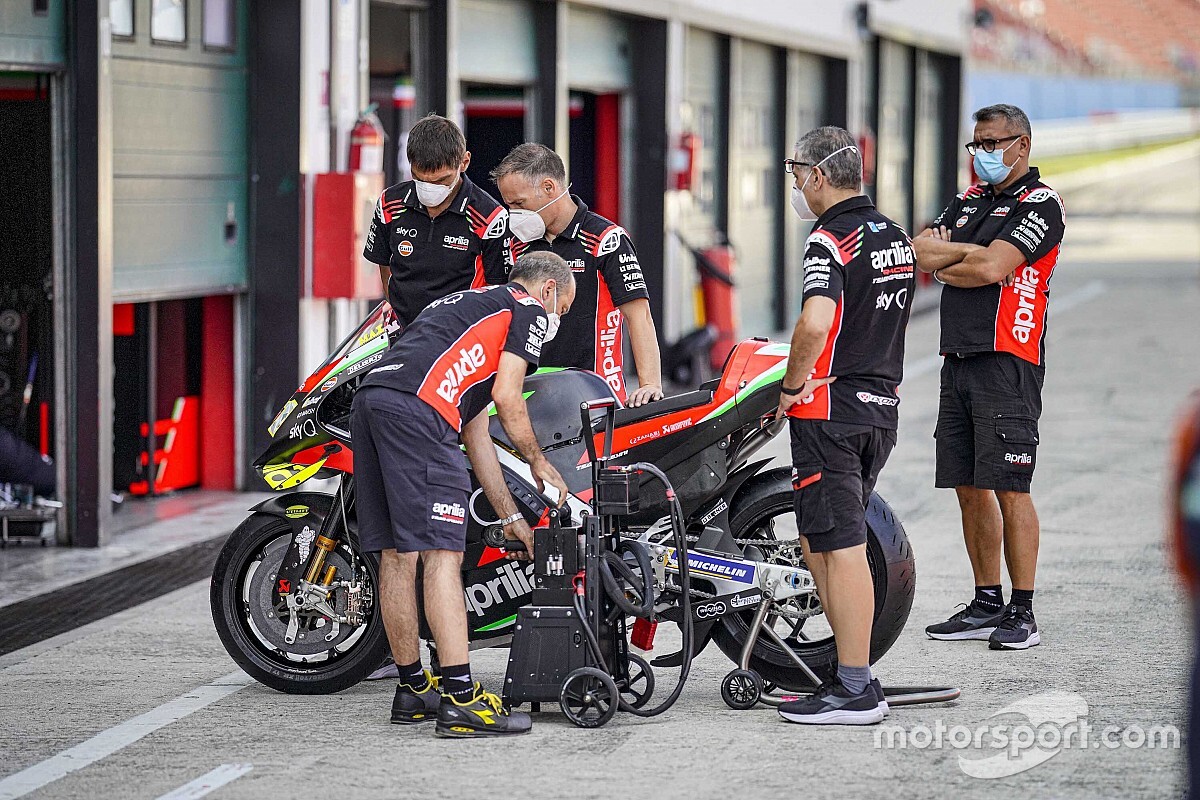 Motogp アプリリア エンジンに信頼性アップデート導入 テストのオイル漏れは別原因 Motorsport Com 日本版 自動車情報サイト 新車 中古車 Carview