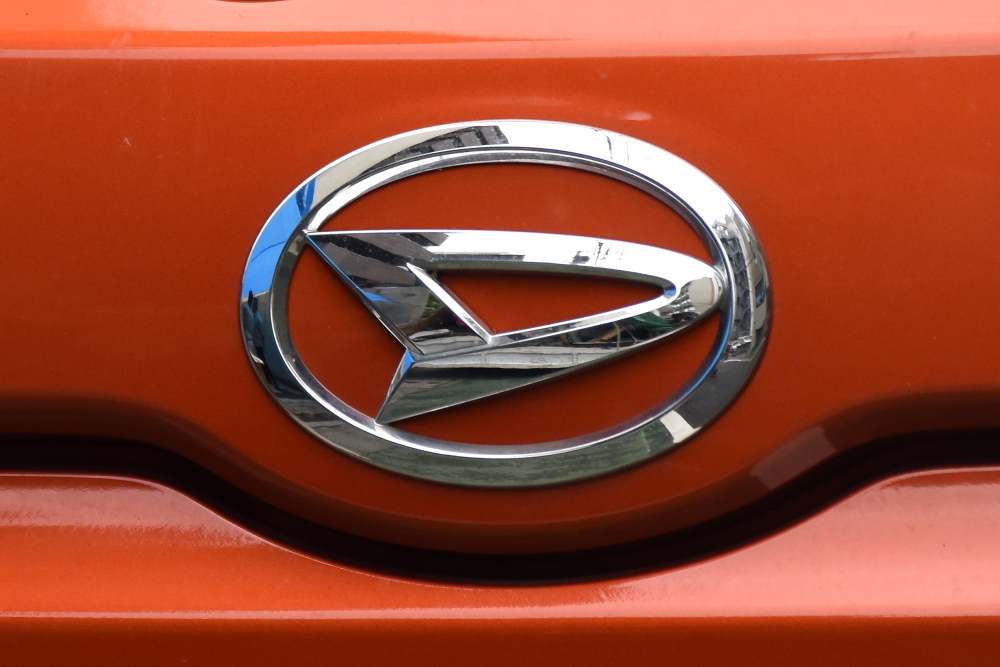 意外と知らない 自動車メーカーエンブレムの由来 国産メーカー編その2 Web Cartop 自動車情報サイト 新車 中古車 Carview