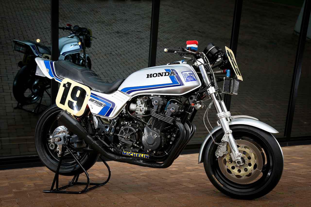 スペンサーカラーのスペシャルcb Fs35 にspベースの特別仕様モデルが登場 Webオートバイ 自動車情報サイト 新車 中古車 Carview