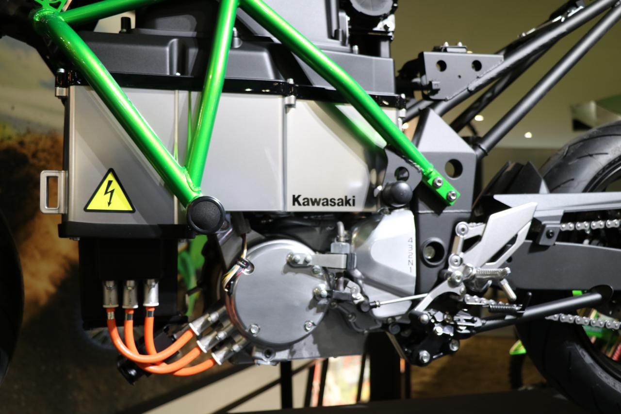 Eicma 19速報 カワサキが突如公開した電動スポーツバイクの気になる内容とは Webオートバイ 自動車情報サイト 新車 中古車 Carview