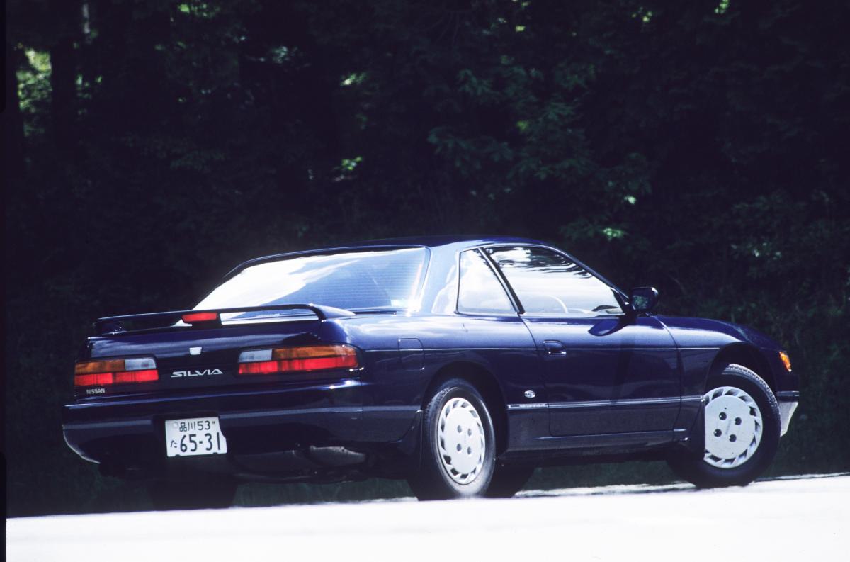 ニッポンの名車 走りに優れ女性ウケも抜群だった日産s13型シルビア Web Cartop 自動車情報サイト 新車 中古車 Carview