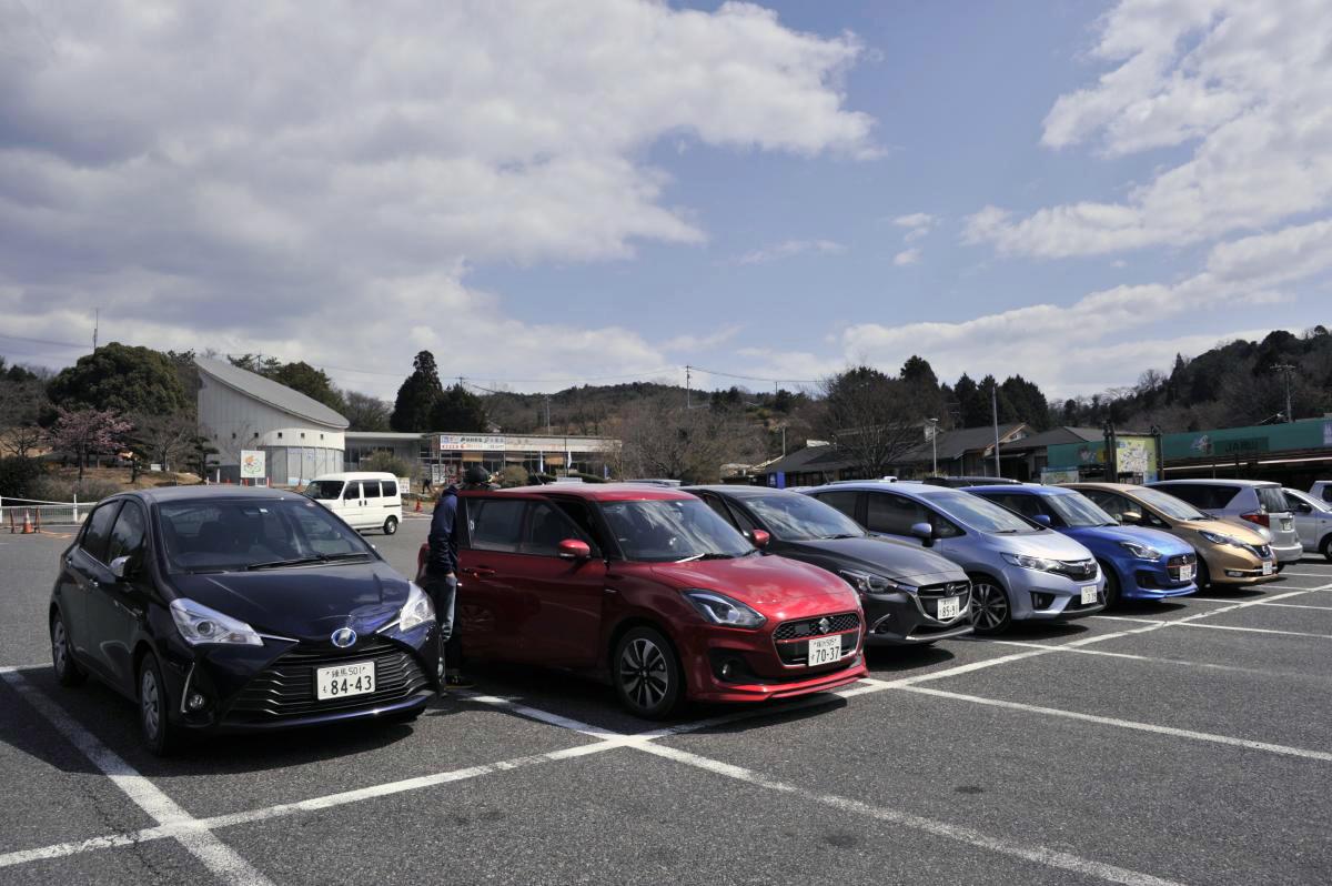 ぶつけても擦ってもいないのにキズ 知らないうちにクルマについているキズの正体と対策 Web Cartop 自動車情報サイト 新車 中古車 Carview