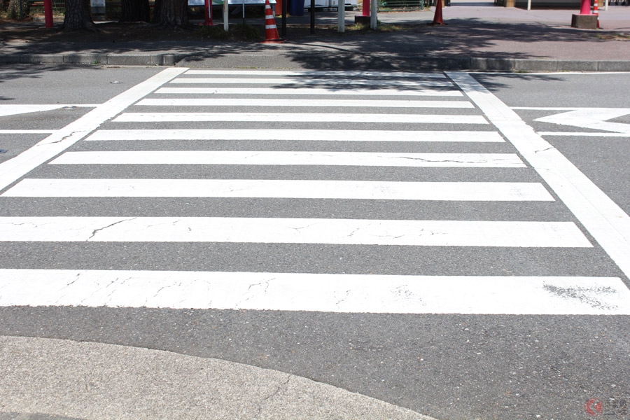 車の免許返納で受ける心の傷 返納者に待ち受ける職員の理解なき言動とは?(くるまのニュース) | 自動車情報サイト【新車・中古車】 - carview! 車の免許返納で受ける心の傷 返納者に待ち受ける職員の理解なき言動とは?(くるまのニュース) | 自動車情報サイト【新車・中古車】 - carview!