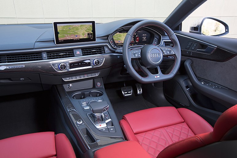 新型アウディa5発表 3つのボディタイプ Ffも新設定し計8グレードを導入 Carview 自動車情報サイト 新車 中古車 Carview