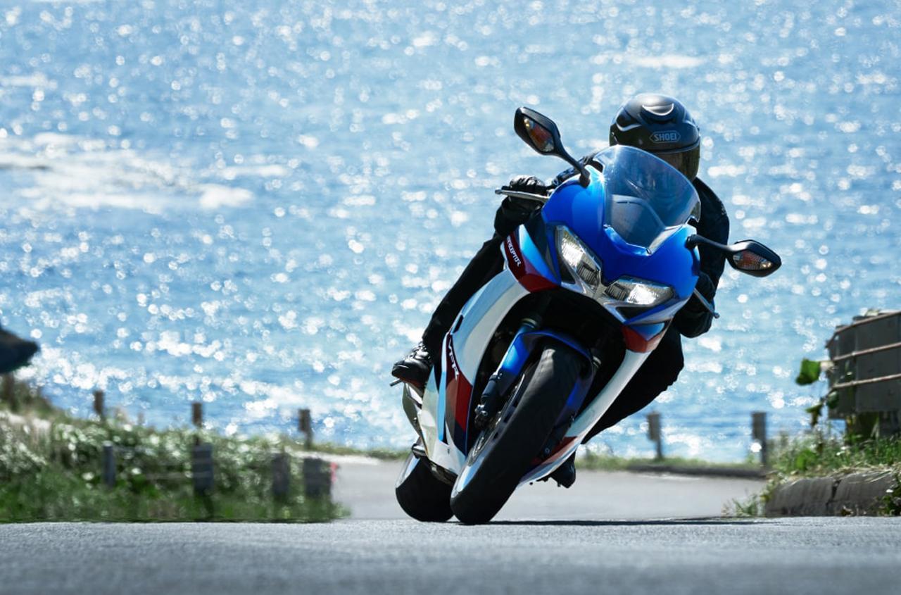 Honda Vfr800f 試乗インプレ 14 19モデルは往年の名車を連想させる インターセプターカラー も登場 Webオートバイ 自動車情報サイト 新車 中古車 Carview