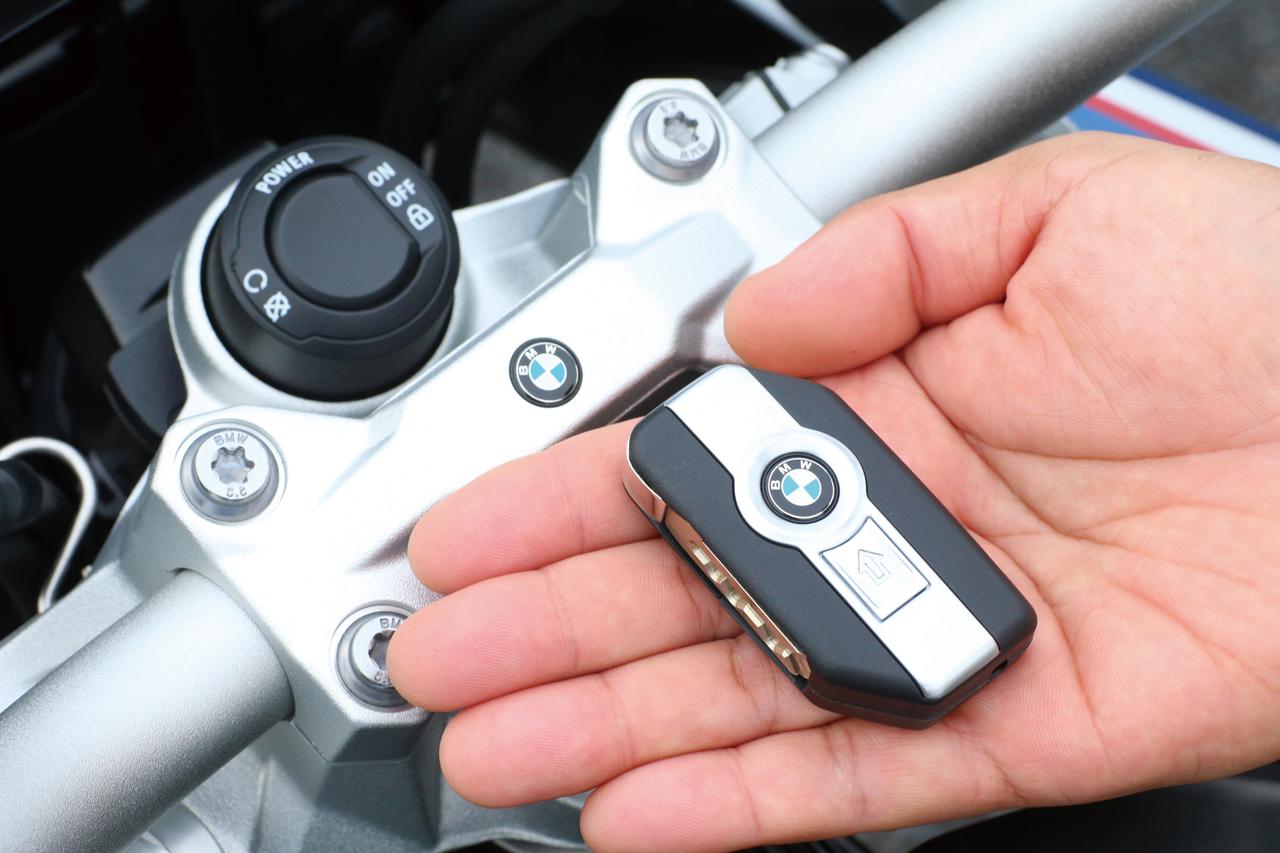 スクーターから高級車へと採用機種が増え始めた スマートキー を解説 現代バイク用語の基礎知識19 Webオートバイ 自動車情報サイト 新車 中古車 Carview