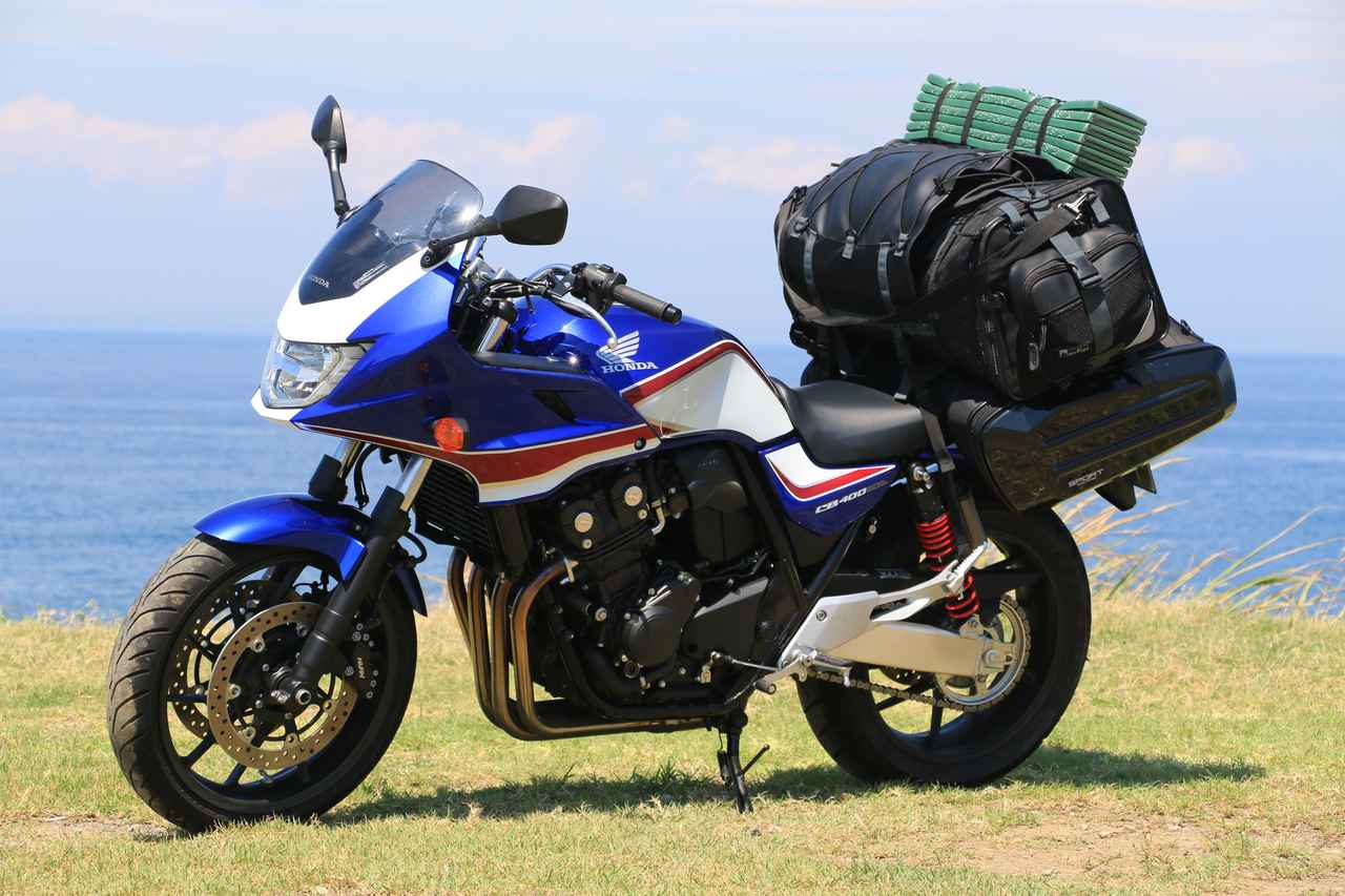 ホンダ Cb400sb キャンプツーリング インプレッション 伝統の400ccバイクはキャンプが得意 苦手 編集部員の夏休み 1 Webオートバイ 自動車情報サイト 新車 中古車 Carview