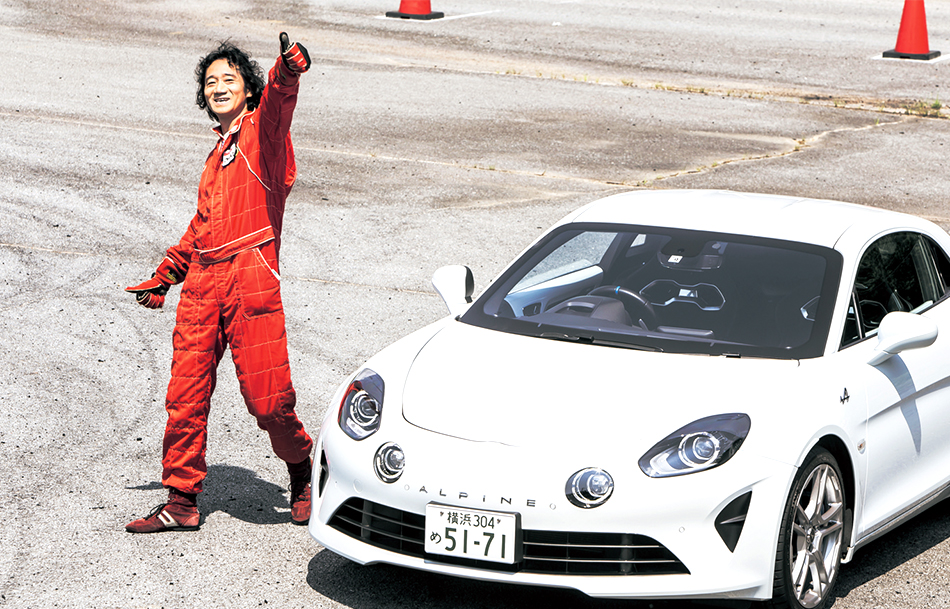 三木眞一郎 浪川大輔ら参戦 声優業界初のレーシングチーム その名も Vart 始動 ベストカーweb の写真 自動車情報サイト 新車 中古車 Carview