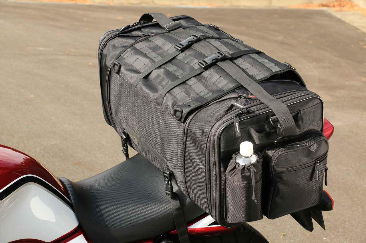 スポーツタイプのバイクに荷物を積む方法 ビギナーライダー向け 安全第一の積載テクニックとシートバッグの選び方 Webオートバイ 自動車情報サイト 新車 中古車 Carview