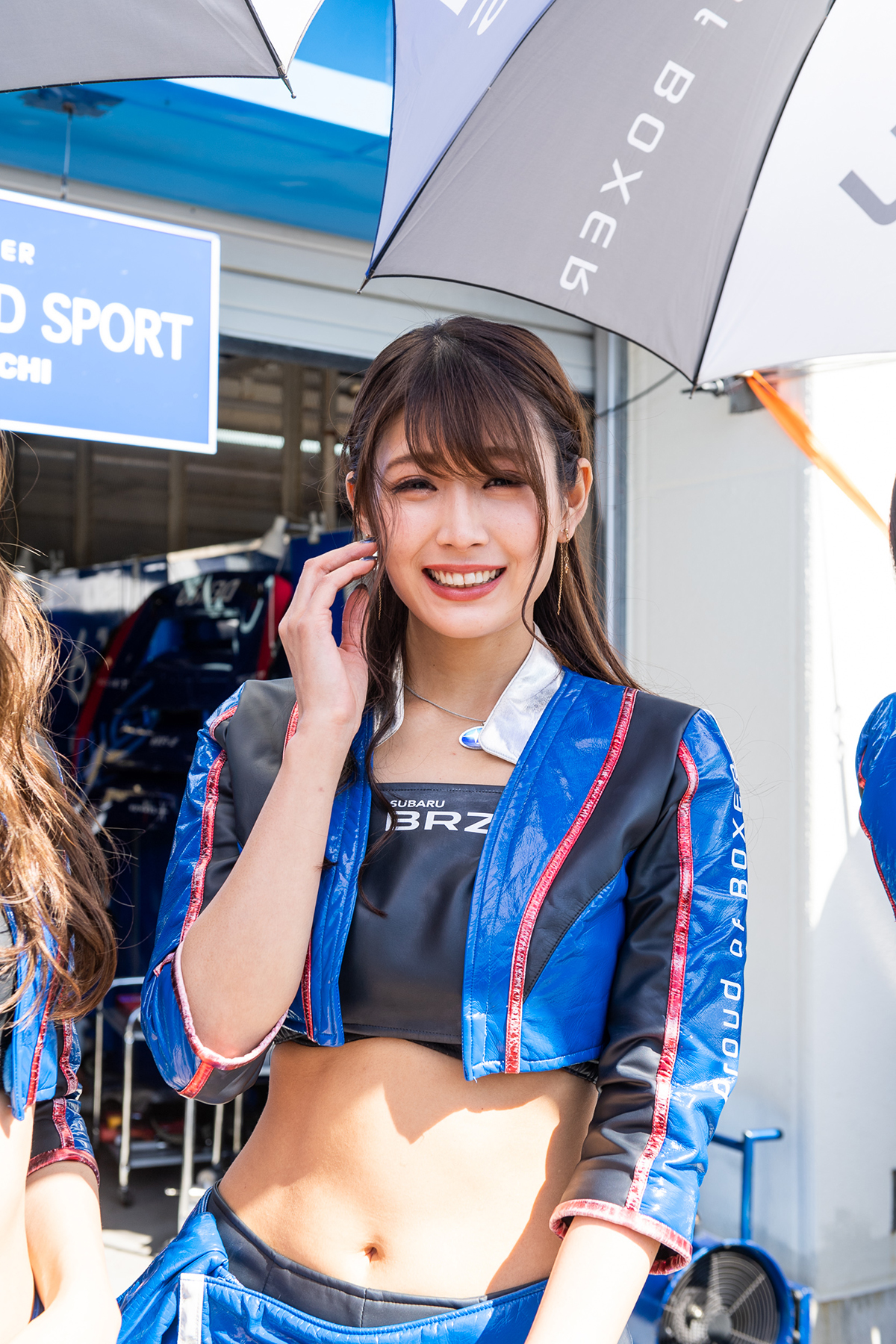 レースクイーン画像ギャラリー Super Gt 18 Rd 7 オートポリス編 Part 2 Auto Messe Web の写真 8ページ目 自動車情報サイト 新車 中古車 Carview