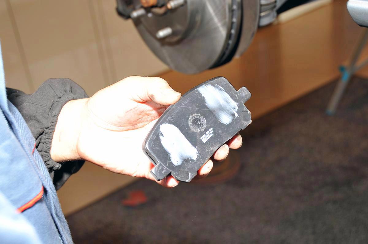 噂の真相 クルマのブレーキの キーキー音 はメーカーがわざと発生させているって本当 Web Cartop 自動車情報サイト 新車 中古車 Carview