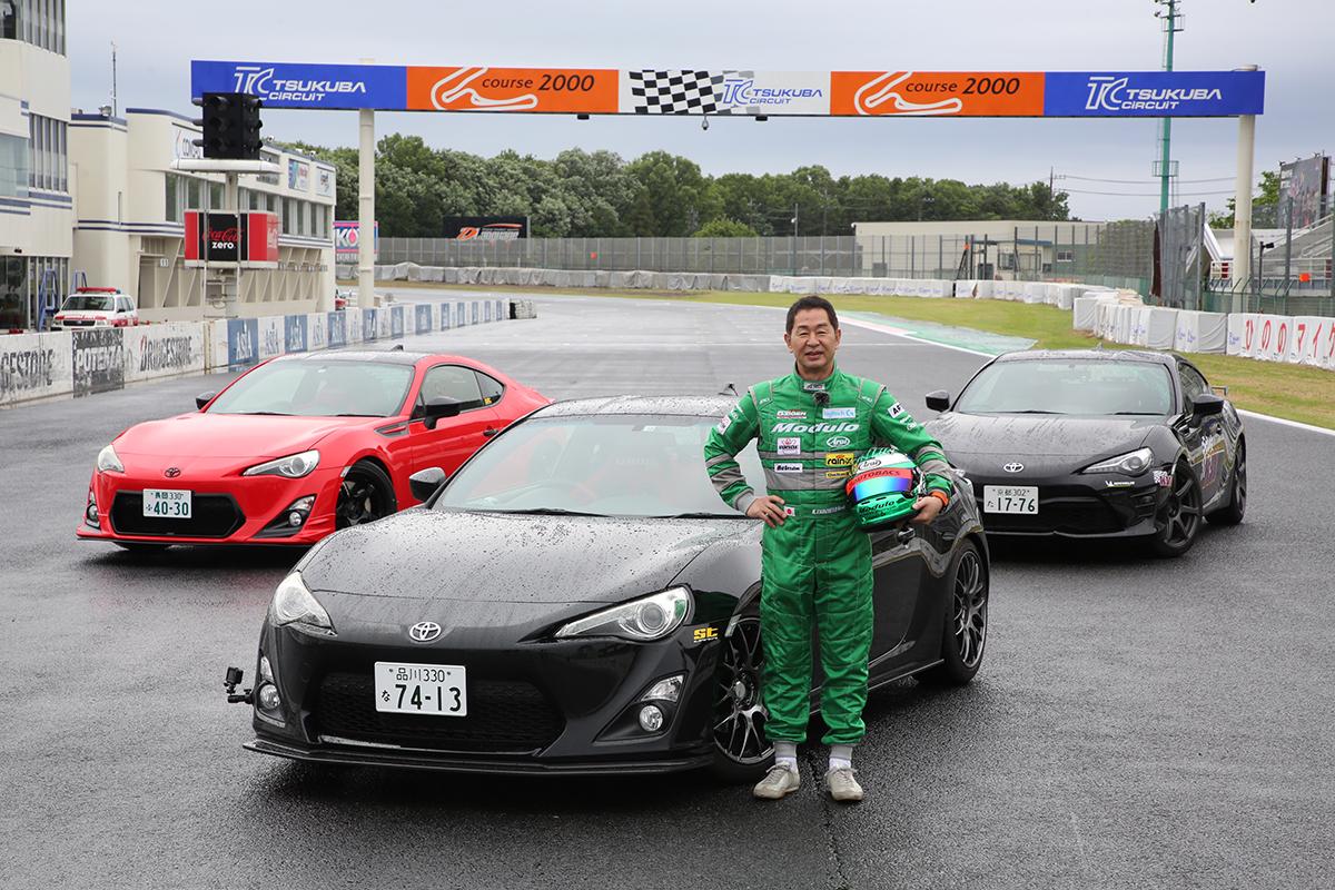 ドリキン土屋圭市が愛車トヨタ86をさらにカスタム 気になるパーツを装着したデモカーに試乗 Carトップtv Web Cartop 自動車情報サイト 新車 中古車 Carview