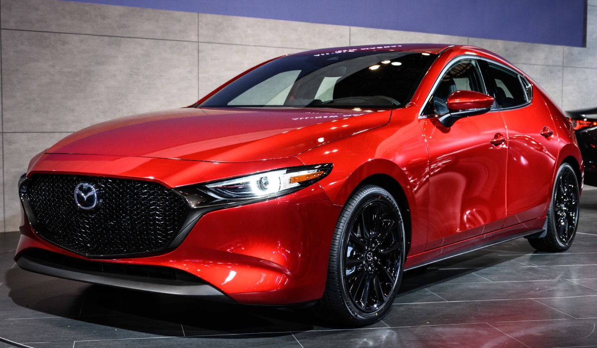 Mazda 3 日本名 アクセラ の新型は想像以上にかっこよかった 東京オートサロン19リポート 第１弾 マツダ編 Gq Japan 自動車情報サイト 新車 中古車 Carview