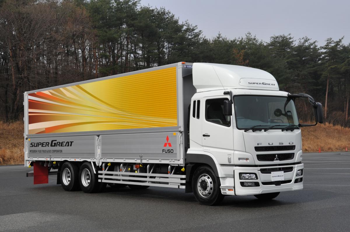 8 4 って何 Ffやfrのように単純じゃないトラックやバスなど大型車の 駆動方式 事情 Web Cartop 自動車情報サイト 新車 中古車 Carview