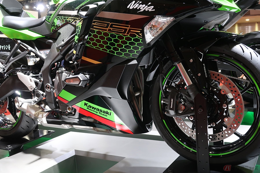 カワサキ250cc並列4気筒 Ninja Zx 25r ニュージーランドで予約開始 バイクのニュース 自動車情報サイト 新車 中古車 Carview