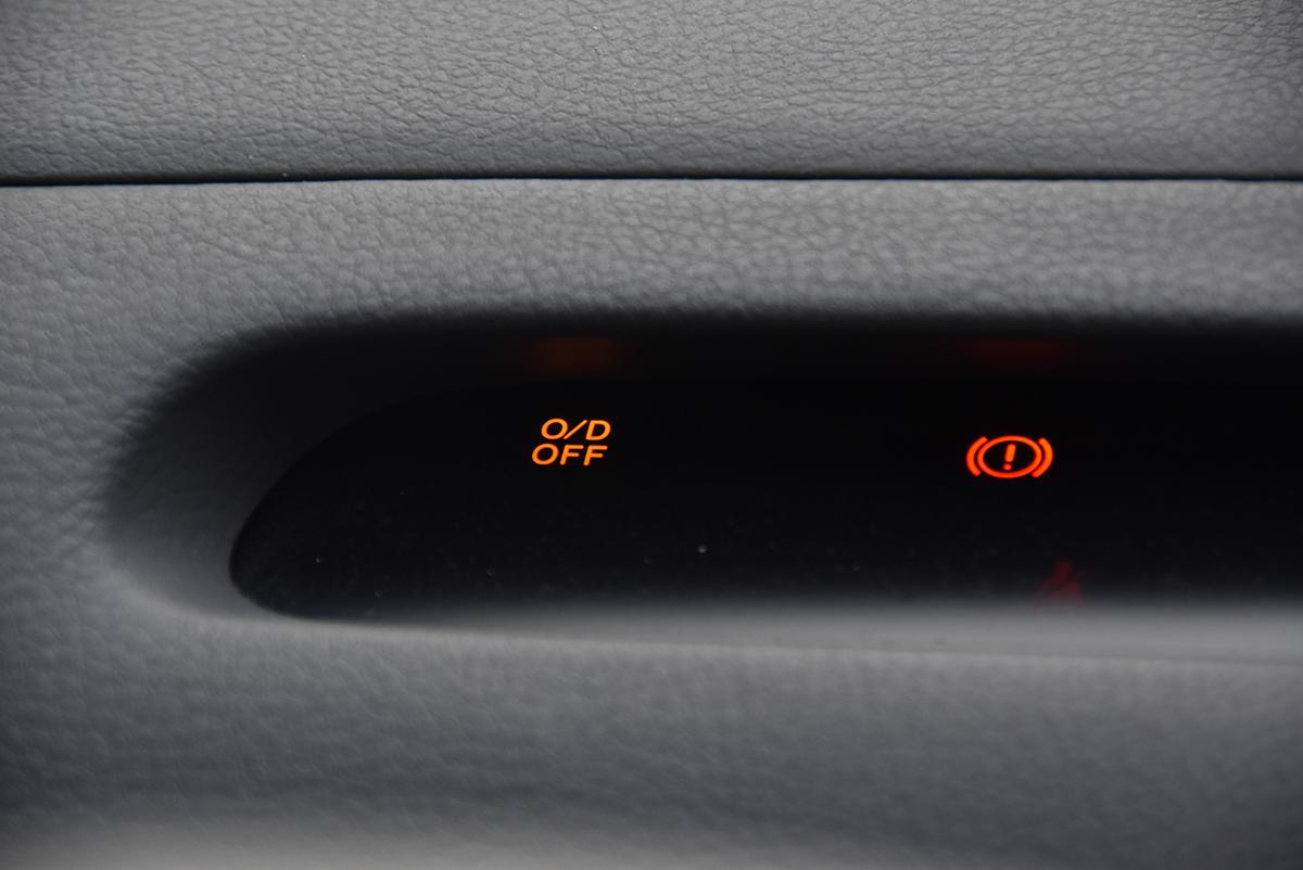 Atレバーにあった オーバードライブ ボタンを最近のクルマから見かけなくなった理由 Web Cartop 自動車情報サイト 新車 中古車 Carview