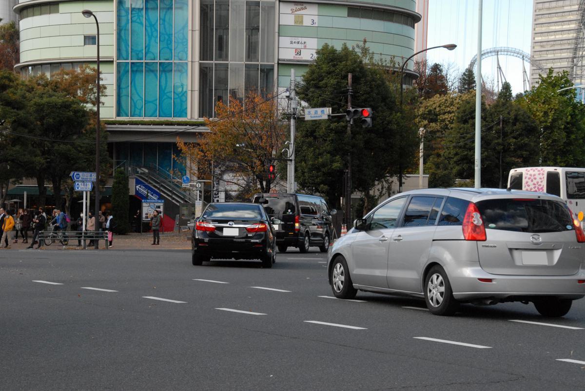 運転が 怖い 苦手 と感じる人のポイントは共通している 運転嫌いにならないために憶えておくべきコツ５つ Web Cartop 自動車情報サイト 新車 中古車 Carview