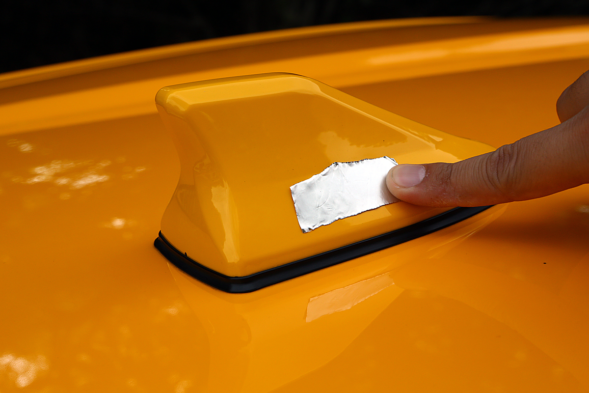 貼るだけで走りが変わる トヨタのアルミテープ 貼る場所と効果を実車で確認した Web Cartop 自動車情報サイト 新車 中古車 Carview