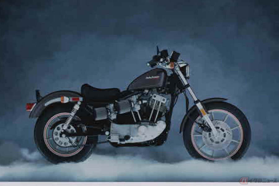 ハーレーの名車「XR1000」レース用バイク「ルシファーズハンマー」のテクノロジーを投影して開発された一台とは