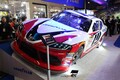 【東京オートサロン2019】グッドイヤーブースでNASCARチャンピオンのピットクルーが迫力のタイヤ交換デモを実施