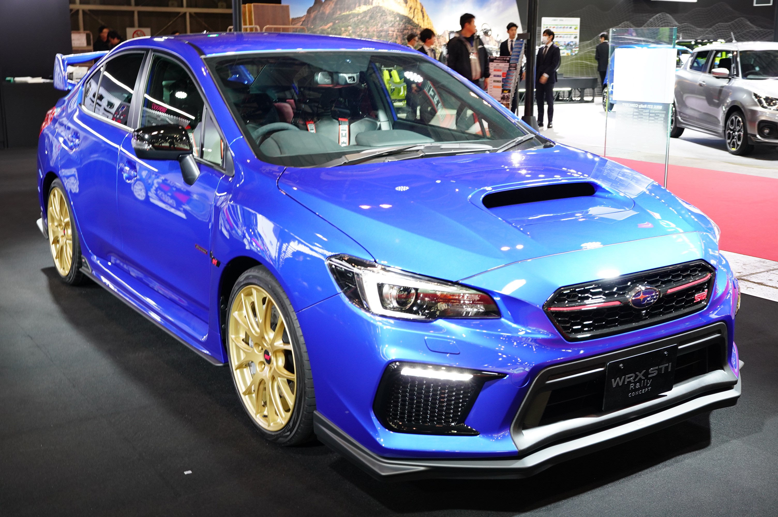 東京オートサロン19 往年のラリーカーを彷彿とさせるゴールド塗装のbbsホイールを装着した Wrx Sti ラリーコンセプト Carview 自動車情報サイト 新車 中古車 Carview
