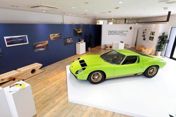 ランボルギーニ初の女性役員が応援するライフスタイルイベント 日本初開催 Auto Prove の写真 自動車情報サイト 新車 中古車 Carview