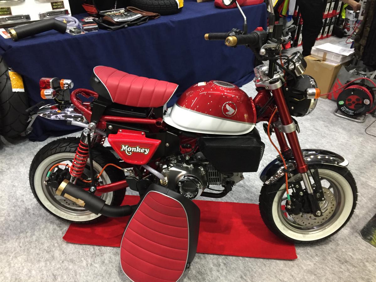 タイの人気パーツを投入したり 超高性能サスペンションを組んでみたり モンキー125カスタム集 東京モーターサイクルショー19 Motorfan 自動車情報サイト 新車 中古車 Carview