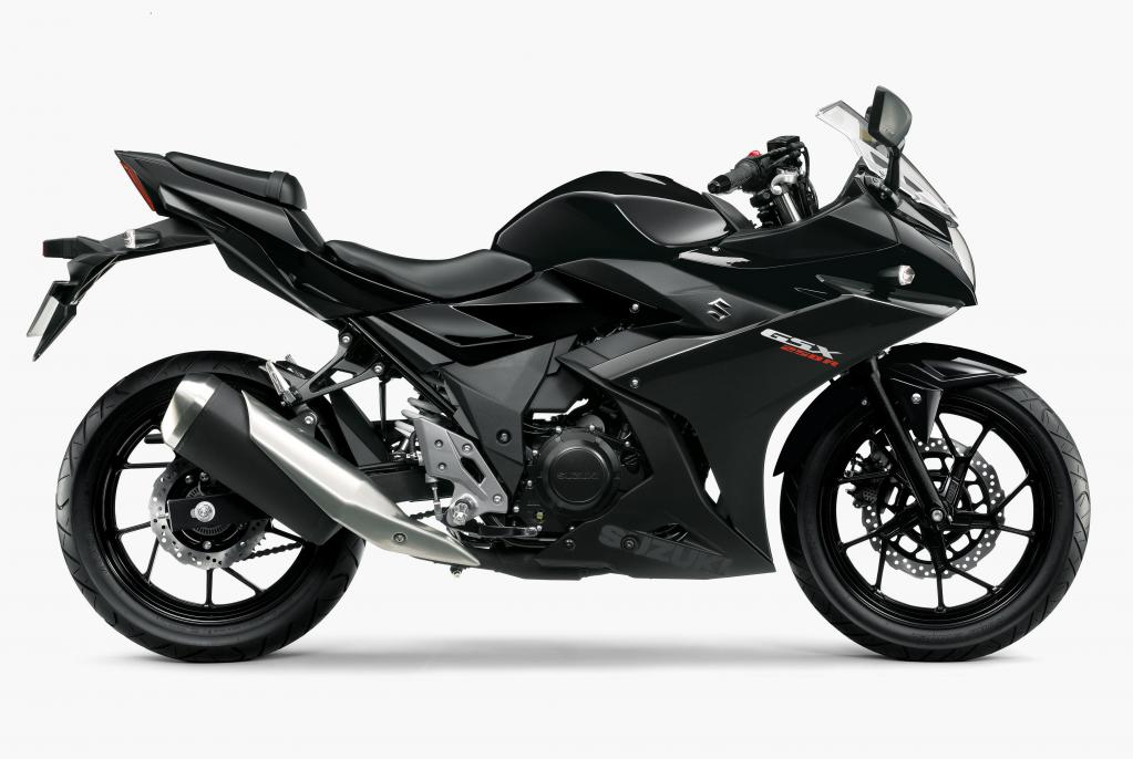 新色登場で スズキgsx250rがさらにかっこよくなった Motorfan 自動車情報サイト 新車 中古車 Carview
