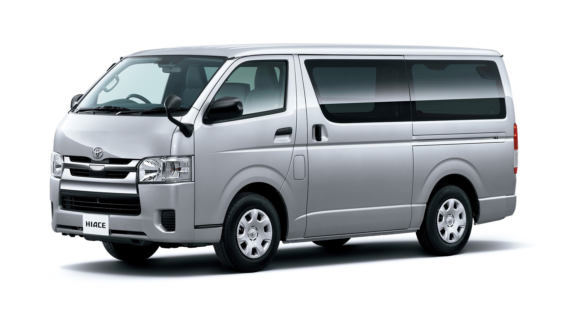 トヨタ ハイエースが改良 自動ブレーキ搭載 ディーゼル車にはランクルプラドも採用の新世代ユニット Carview の写真 29ページ目 自動車情報サイト 新車 中古車 Carview