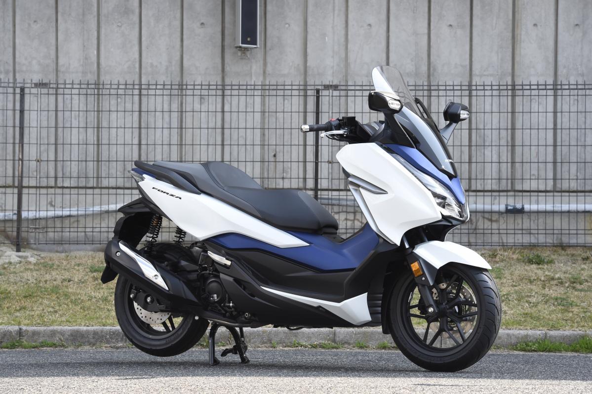 250ccスクーターのホンダ新型フォルツァ 18年夏発売 大阪モーターサイクルショー Motorfan 自動車情報サイト 新車 中古車 Carview