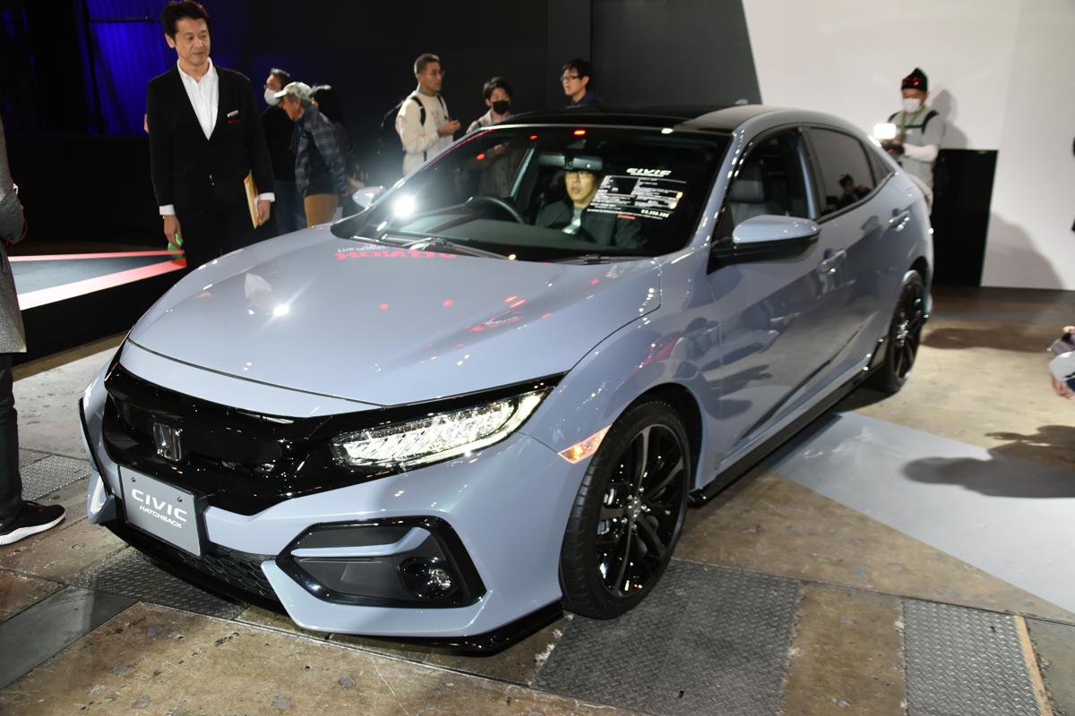突如登場したシビック タイプrはドコが新しい ホンダブースで開発者を直撃 東京オートサロン Web Cartop 自動車情報サイト 新車 中古車 Carview
