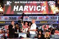 NASCAR第34戦：フォードのハービックがシーズン8勝目。タイトルかかるトヨタ勢は苦戦