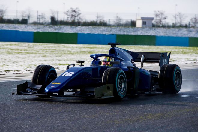 Fia F2の18年型車両がシェイクダウン F1マシンに近づいた 福住仁嶺も参加 Autosport Web 自動車情報サイト 新車 中古車 Carview