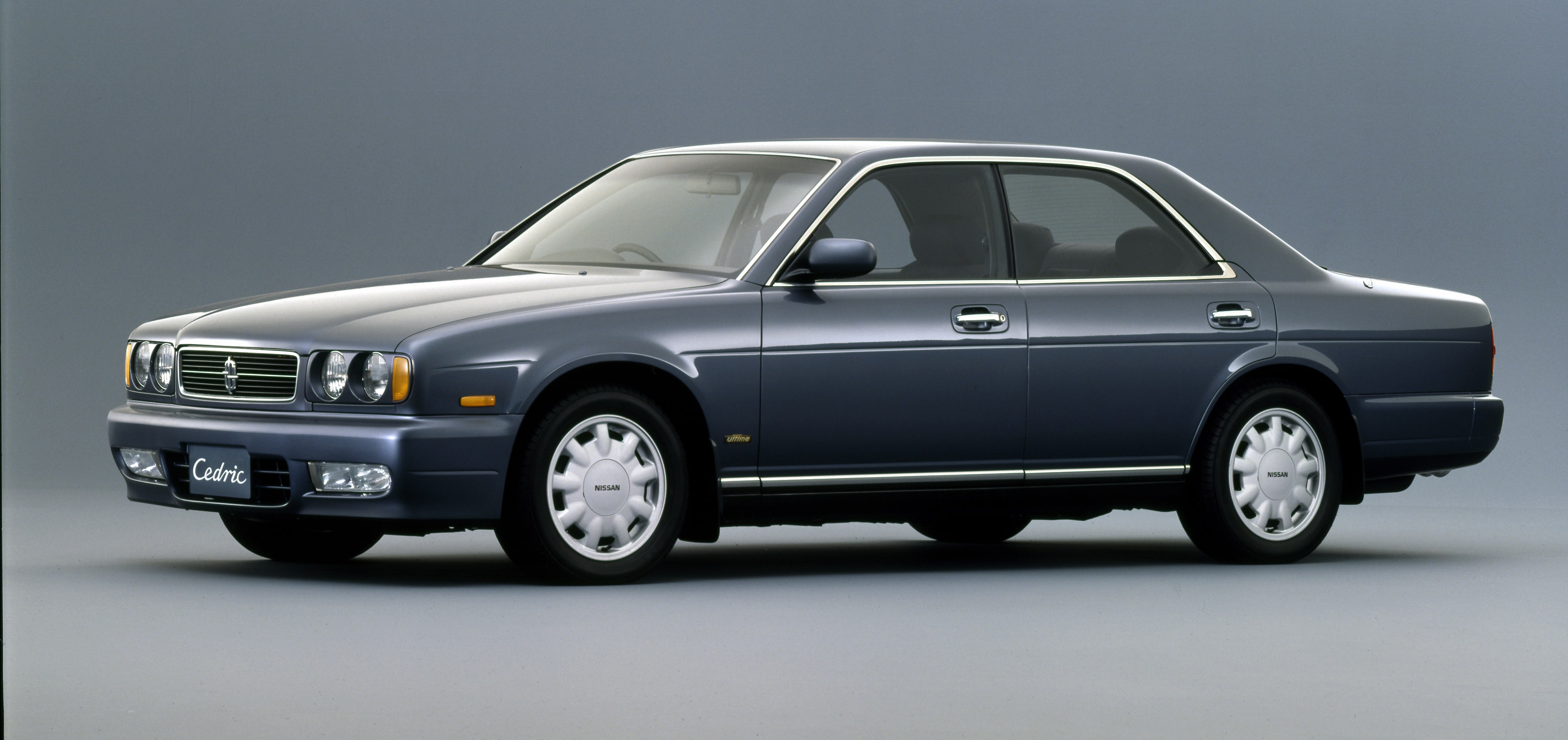 小川フミオのカー エッセイ かつてのセドリック グロリアの 味 はフーガにあるのか 日産の高級車について考える Gq Japan 自動車情報サイト 新車 中古車 Carview