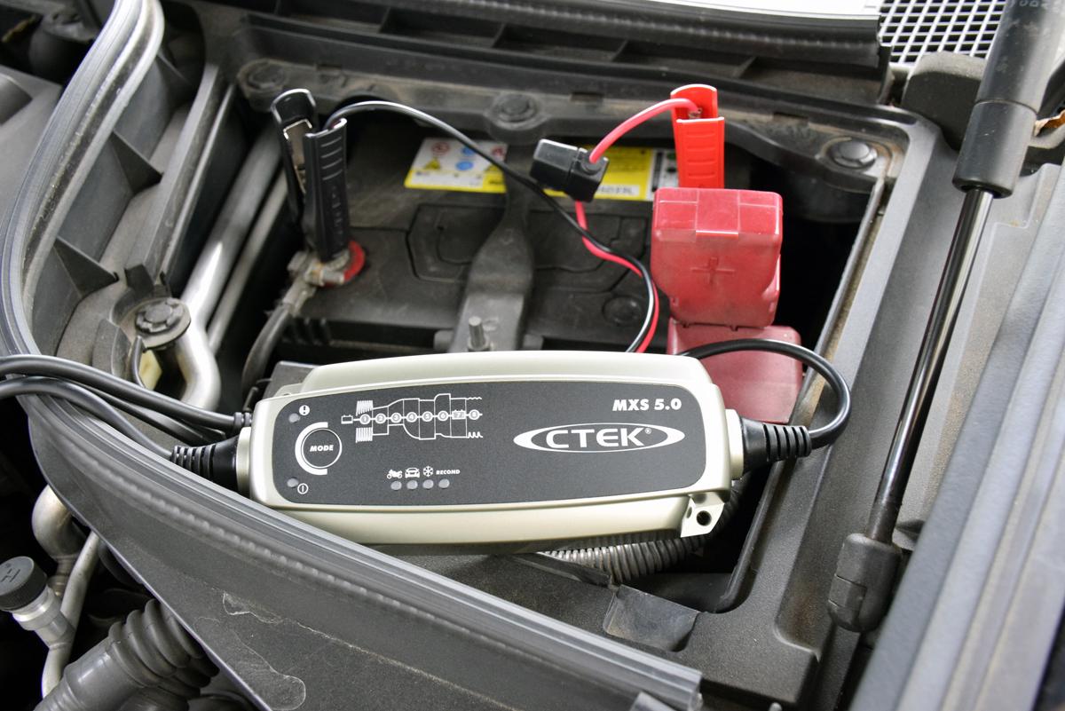 放置プレイはng クルマを長期間動かさない人が 最低限 行うべきこと４つ Web Cartop 自動車情報サイト 新車 中古車 Carview