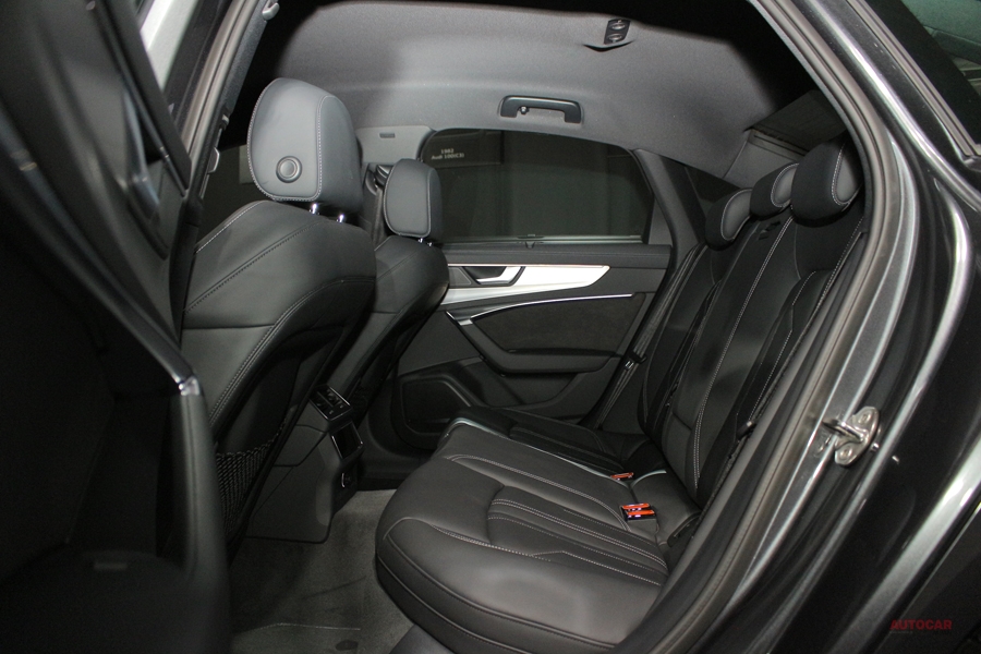 新型アウディa6 日本仕様 を解説 セダン アバントの価格 内装 サイズ スペック Autocar Japan 自動車情報サイト 新車 中古車 Carview
