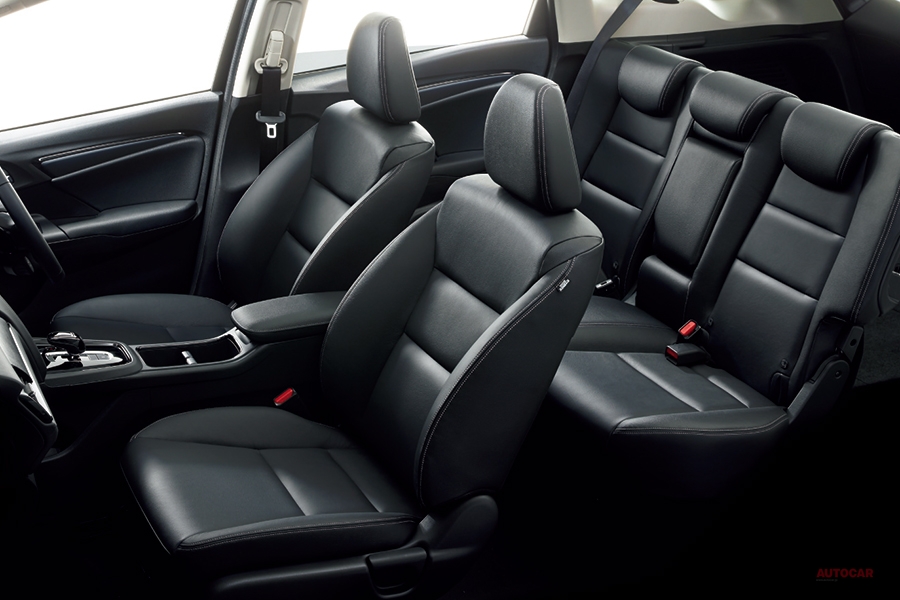 ホンダのワゴンモデル シャトル 改良新型に マイナーチェンジで本革シート設定 Autocar Japan 自動車情報サイト 新車 中古車 Carview