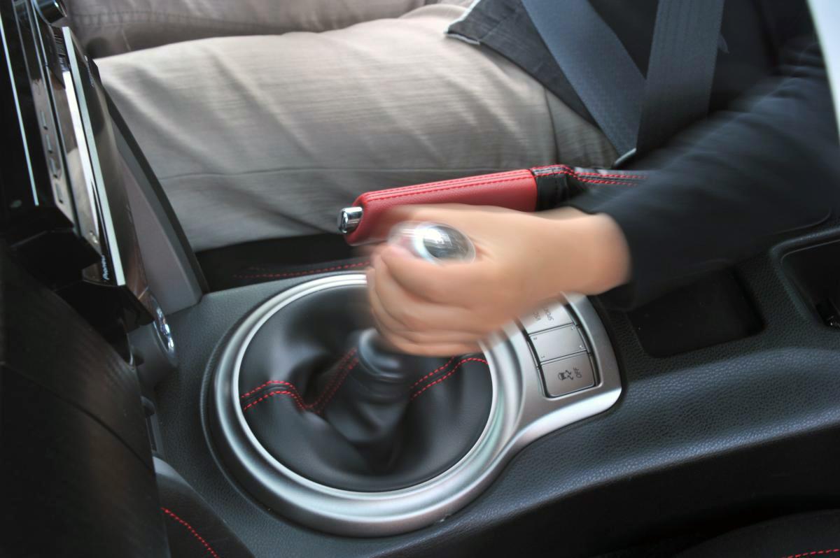 乗用車はat車だらけの時代でもバスにはmt車が多く存在する理由 Web Cartop 自動車情報サイト 新車 中古車 Carview