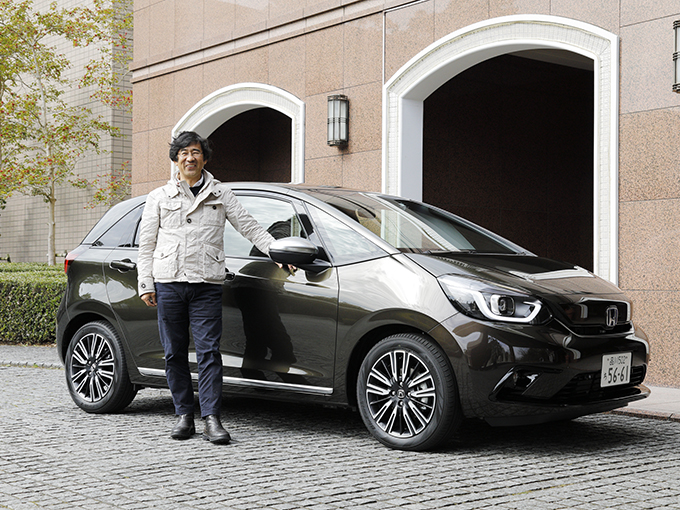 試乗 新型 ホンダ フィット 心地よさと走行性能を両立させ 先代より大幅な進化を感じる車だ カーセンサー 自動車情報サイト 新車 中古車 Carview