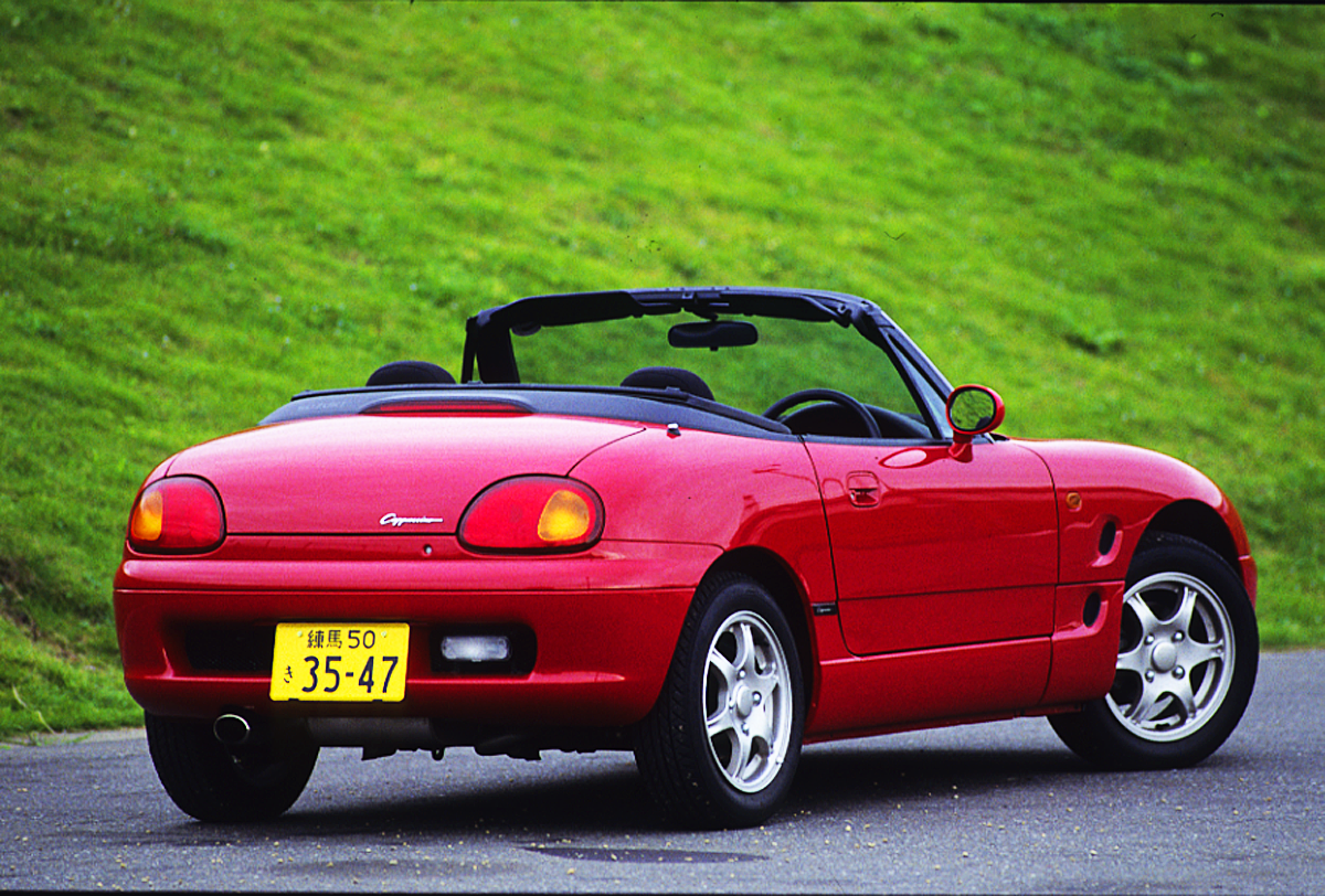 ニッポンの名車 前後ディスクにwウイッシュボーン スズキ カプチーノは軽と思えぬ贅沢な作り Web Cartop 自動車情報サイト 新車 中古車 Carview