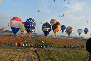100機以上がフライト！　アジア最大級の熱気球イベント開催