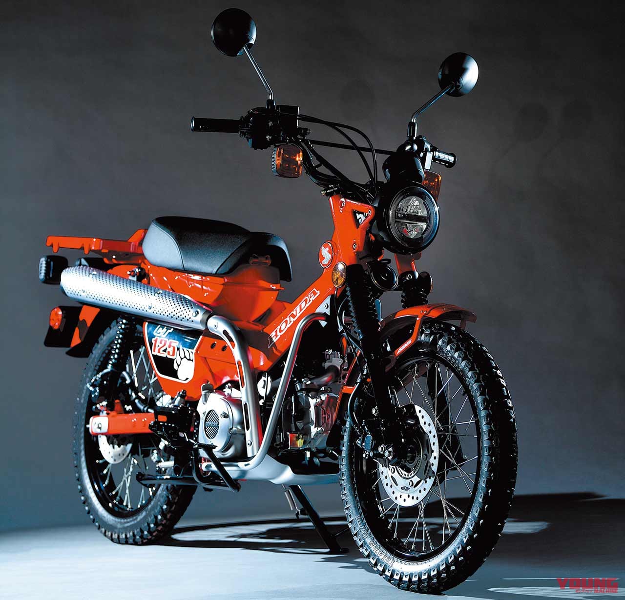 ホンダ新型ct125の現代型エンジンはタフさを踏襲 Ct110 ハンターカブ 新旧比較 Webヤングマシン 自動車情報サイト 新車 中古車 Carview