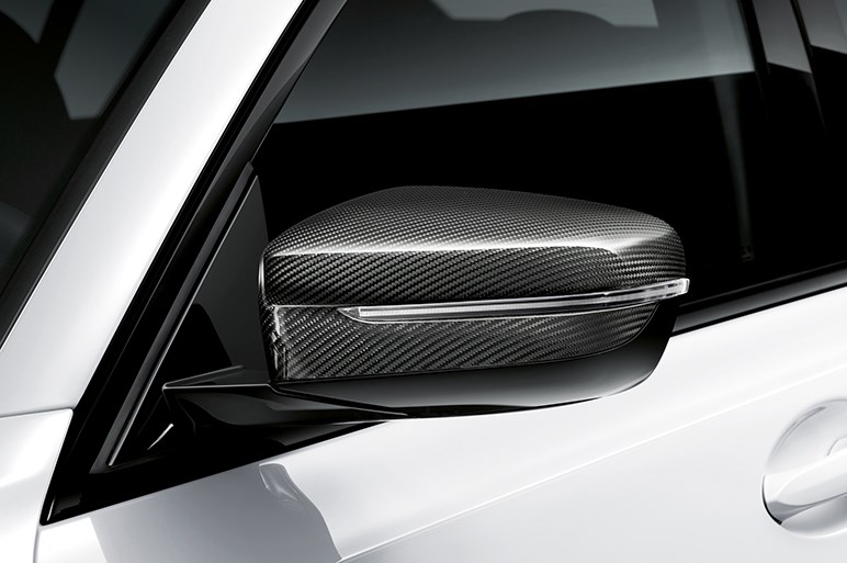 BMW、新型3シリーズセダン用の純正アクセサリー「Mパフォーマンスパーツ」を発表